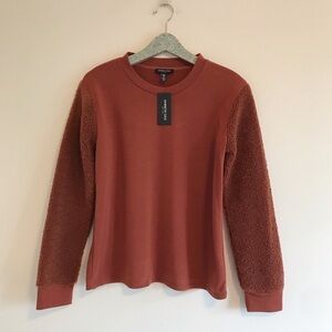 NWT Kenneth Cole Burnt Orange Sherpa Sleeve Top